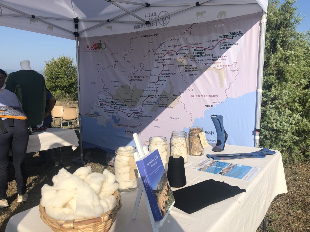 5CCDF386-BD90-4137-9A29-31A4BA1F3F90